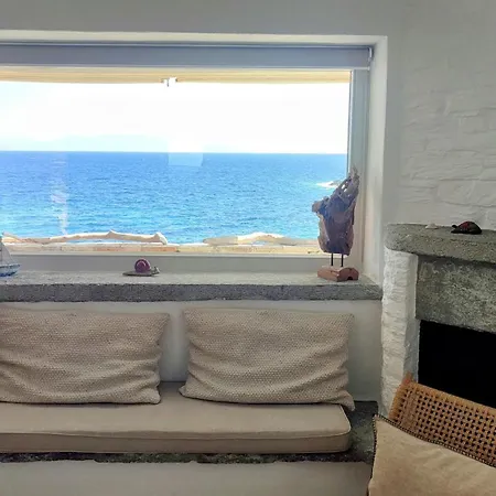 Villa Waterfront With Private Pool And Seaview *