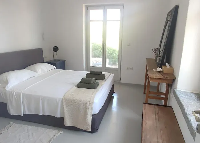 Waterfront With Private Pool And Seaview * Otziás