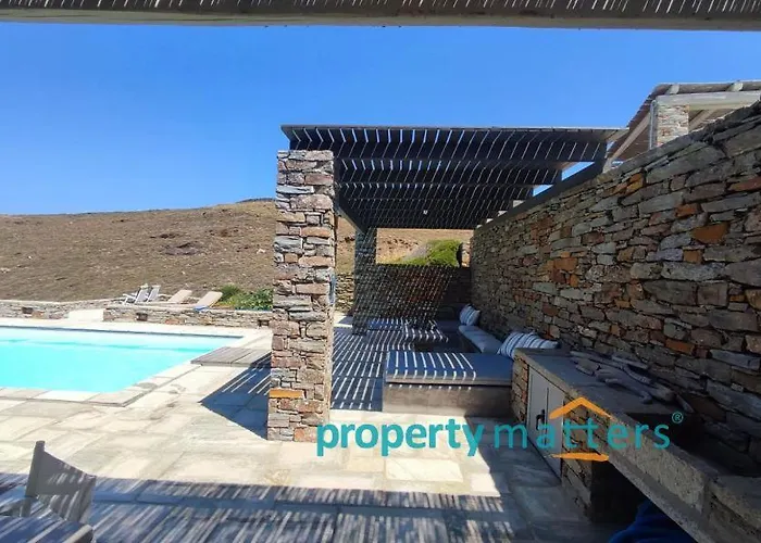 Waterfront With Private Pool And Seaview * Otzias