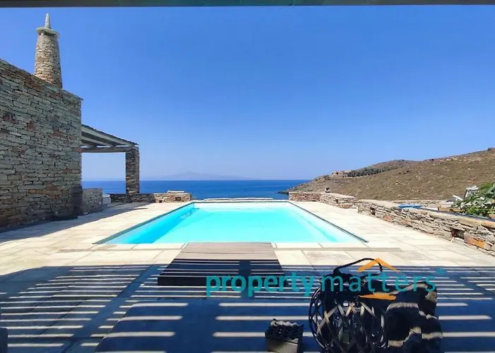 Villa Waterfront With Private Pool And Seaview Otziás