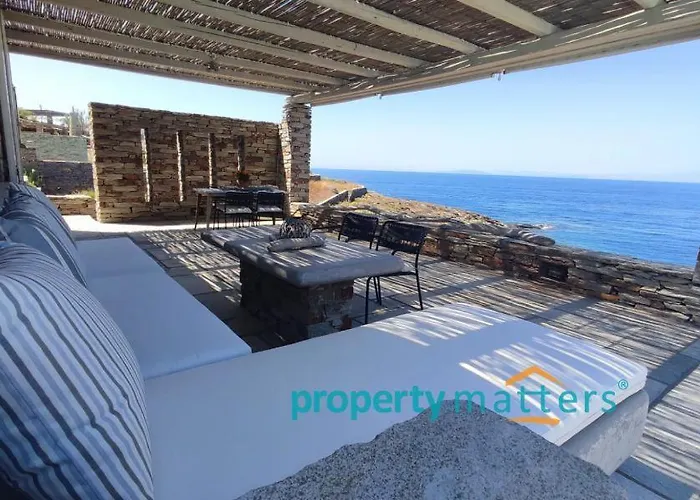 Вилла Waterfront With Private Pool And Seaview Otzias